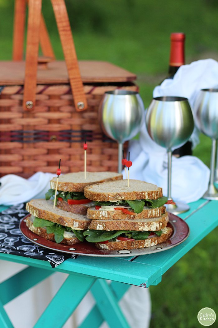 Picnic sandwich with jalapeño cashew cheese - Cadry&amp;#39;s Kitchen