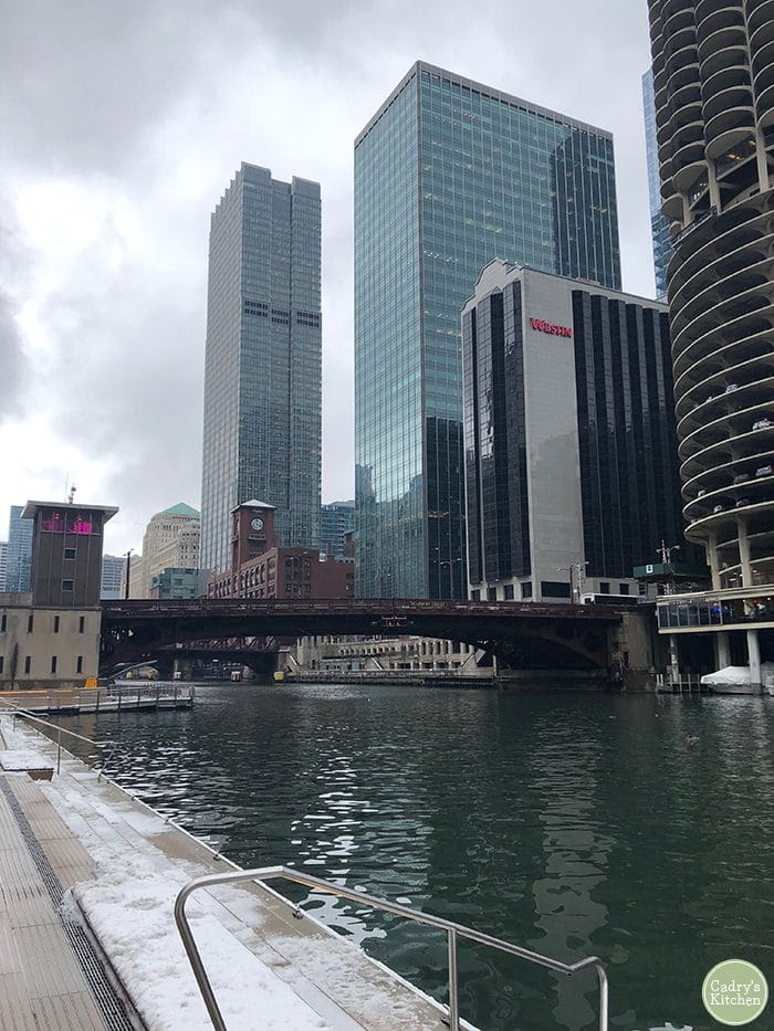 Chicago riverwalk in downtown Chicago, Illinois.