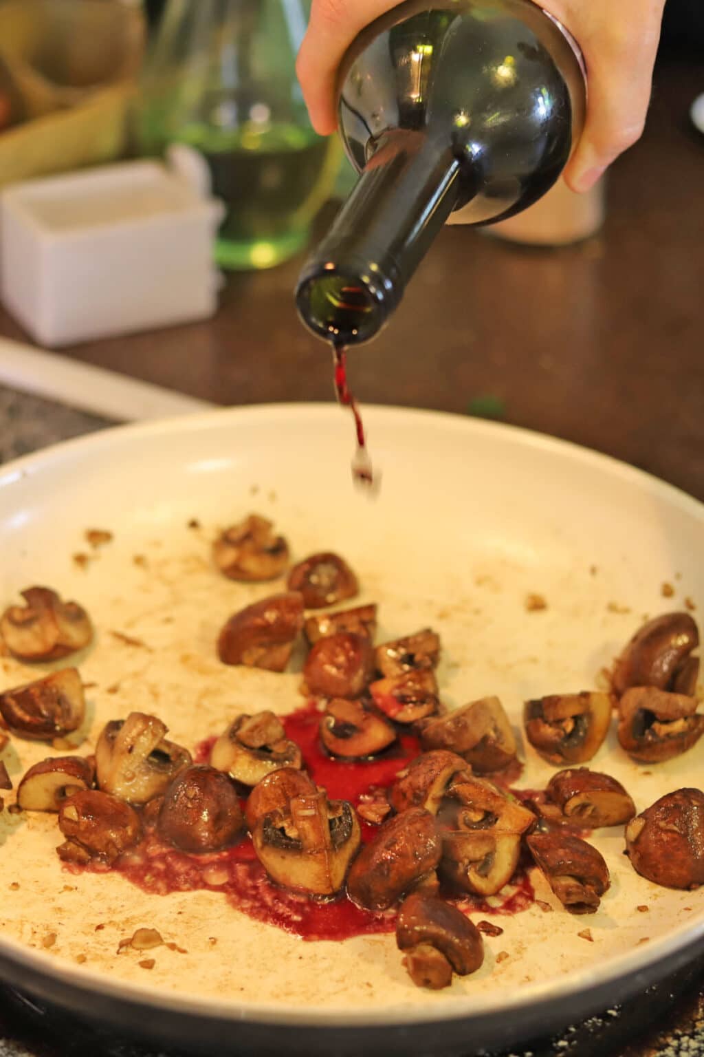 Red wine mushrooms with garlic Cadry's Kitchen