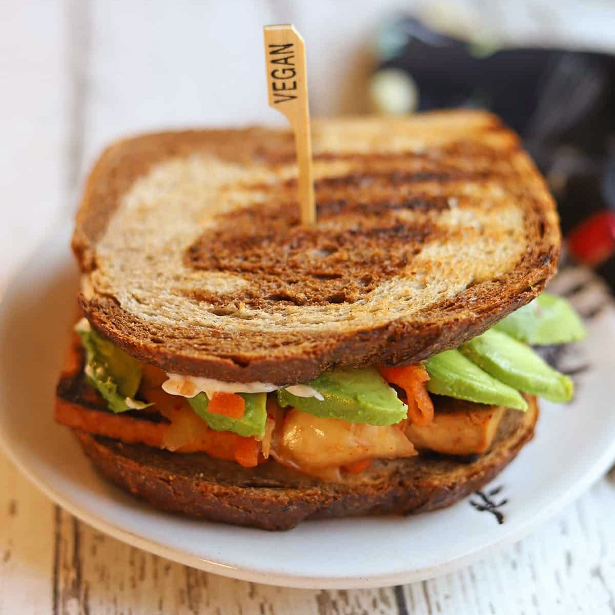 Bulgogi tofu sandwich with kimchi (vegan) - Cadry's Kitchen